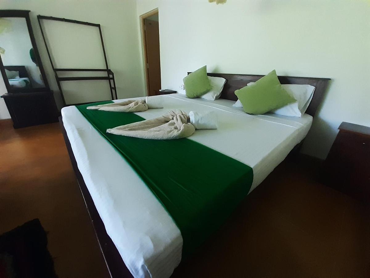Banana Rest Sigiriya Bed & Breakfast Eksteriør bilde