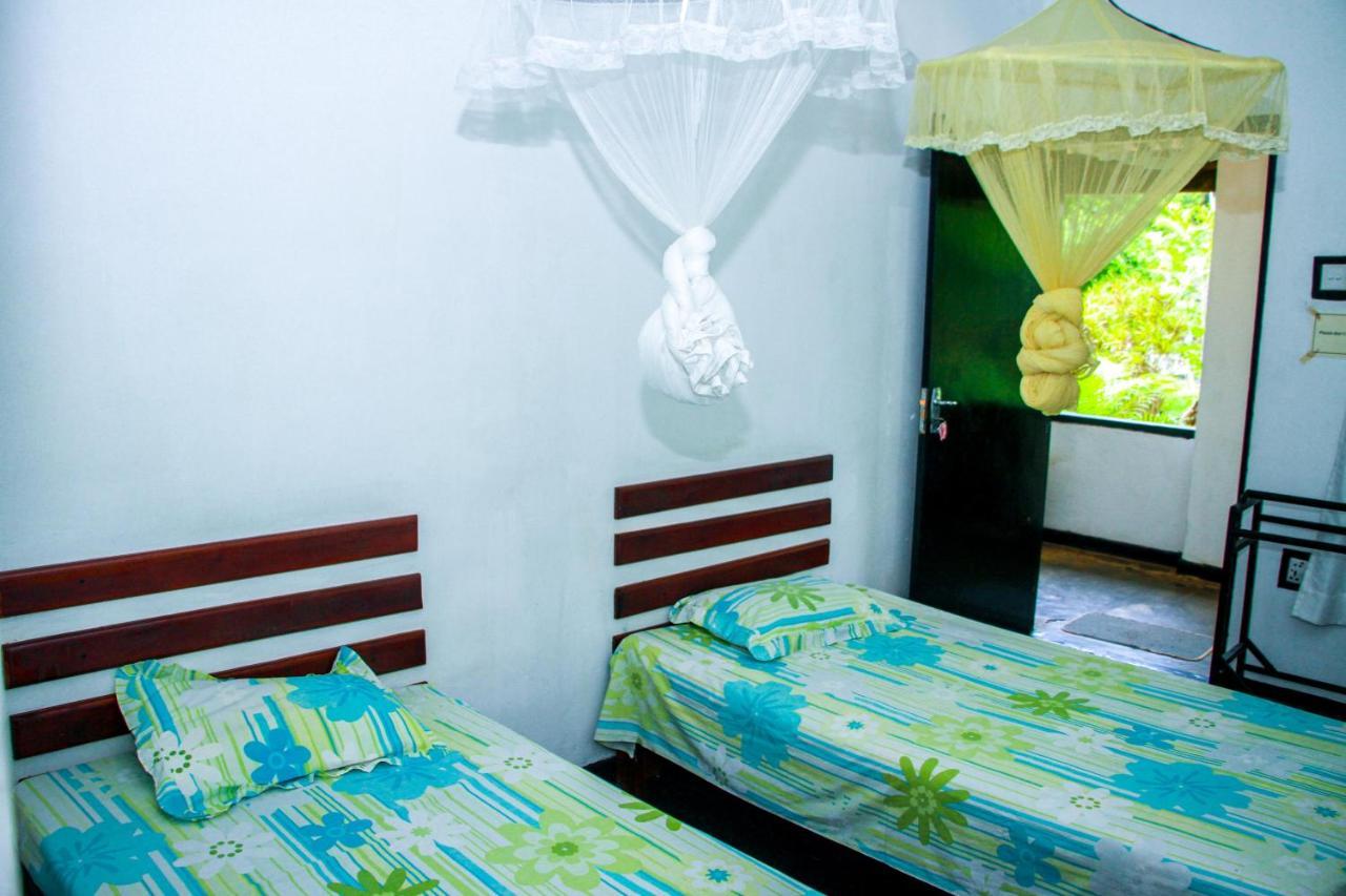 Banana Rest Sigiriya Bed & Breakfast Eksteriør bilde